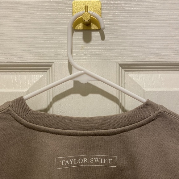 BRAND NEW Taylor Swift The Tortured Poets Department Beige Crewneck TTPD - Picture 13 of 13